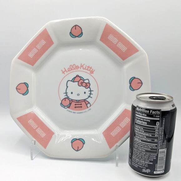 Sanrio Hello Kitty Dinner Plate 10" Peach Theme Bun Plate Rare Collector Kawaii - Picture 8 of 8